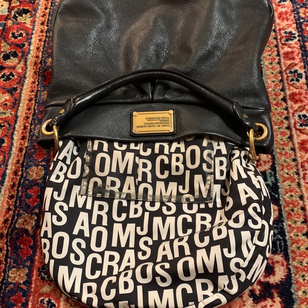 Marc Jacobs Black Q Hilier Hobo - Picture 8 of 8